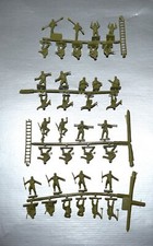 Vintage Airfix No. S32 H0/00 Scale Plastic Soldiers 36pcs no box