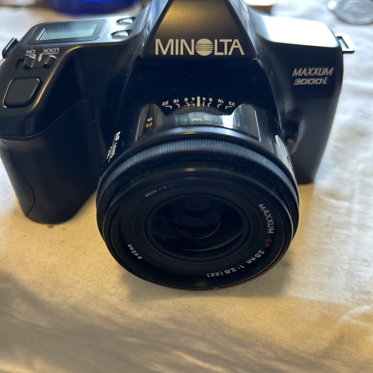 Dynax 3000i Minolta Dynax 3000 Minolta Dynax 3000i: The SLR For