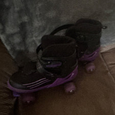 Fyhart Purple Black Youth Quad Roller Skates, Adjustable Size
