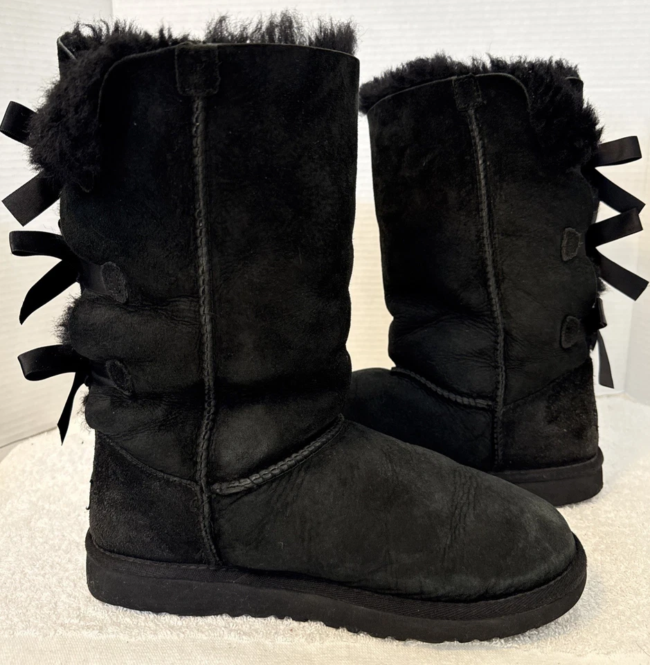 UGG Womens Black Bailey Triple Bow Suede Sheepskin Boots Size 6 - Image 4 of 4