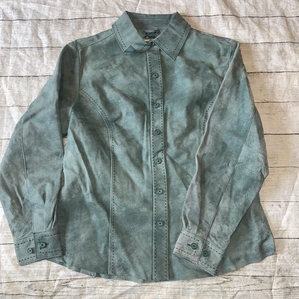 Camisa feminina Cabelas couro com botões camurça azul grande E1 - Imagem 2 de 4