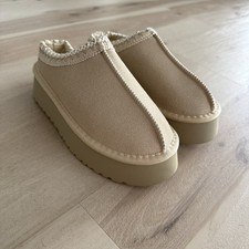 Womens Size 5.5 Beige Platform Slippers Faux Fur Lining Clogs Warm Shoes NEW