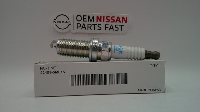Genuine Nissan Spark Plug 22401-5M015