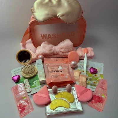 beauty skincare Set including Make Up Bag and 26 Items Letter Box bag
