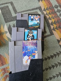 Nintendo NES 21 Game Lot Blinking Red Zapper Mario Batman Simpsons Controllers