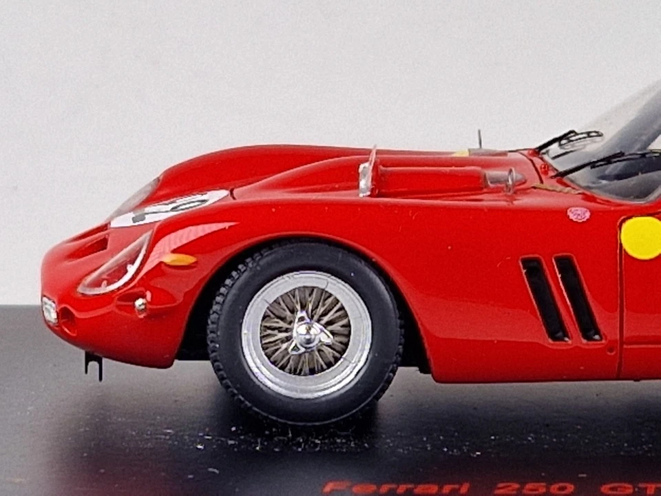 1:43 Redline Spark - Ferrari - 250 GTO 3.0L V12 #22 Le Mans 1962 RL121 - Image 4 of 4