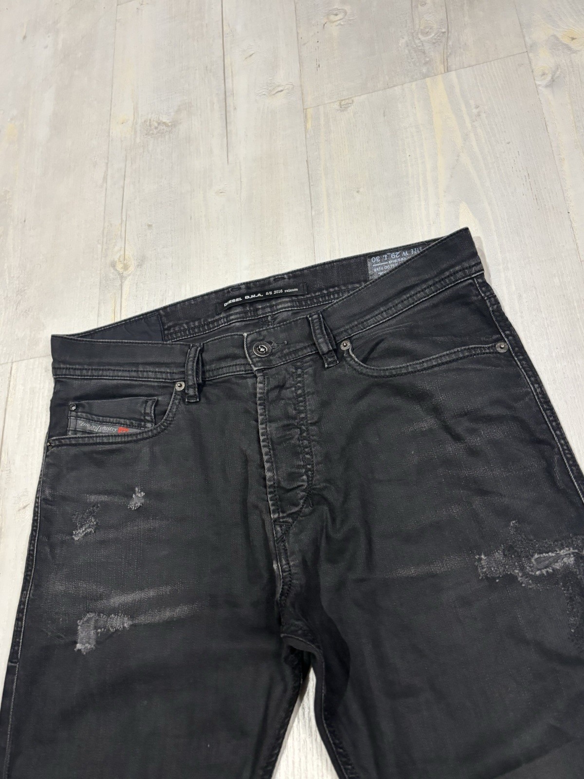 Men’s Diesel DNA Tepphar Slim Carrot Black Jeans Size W29 L30 S/S 2026 Season