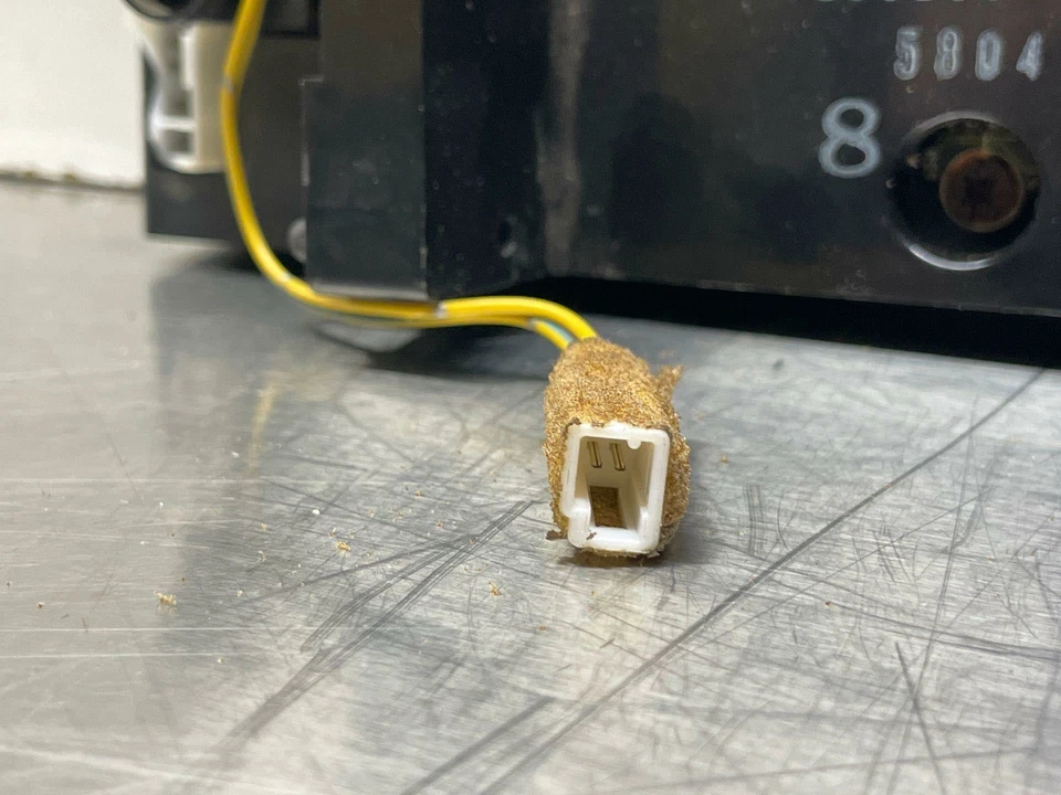 1997 INFINITI I30 OEM AUTO HEATER A/C CLIMATE CONTROL PANEL 28525-51U00 1996 - Image 4 of 4