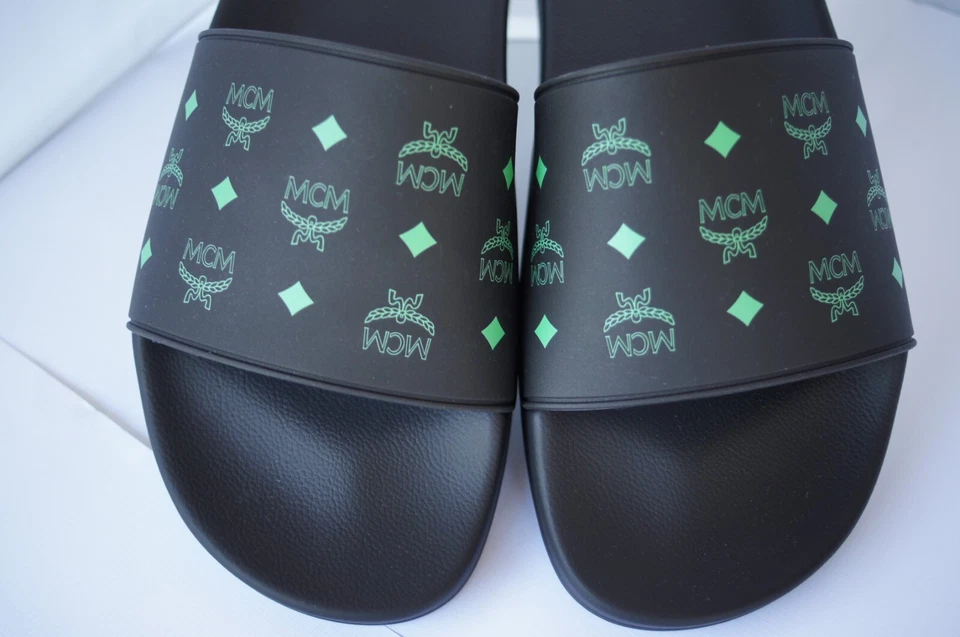 New MCM Men's Pool Slider Beach Sandals Size 42 Logo Black Rubber - Image 3 of 4