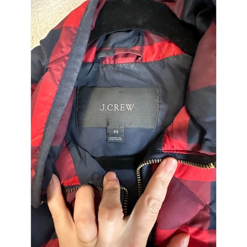 J Crew Navy Blue Red Buffalo Plaid Puffer Quilted Vest Size PS - Picture 3 of 5