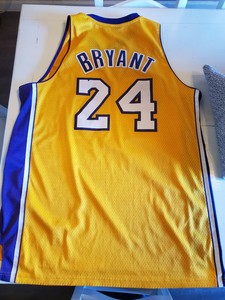 kobe bryant xxl jersey