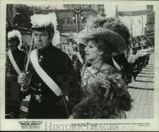1969 Press Photo "Hello, Dolly " Stars Walter Matthau and Barbra Streisand