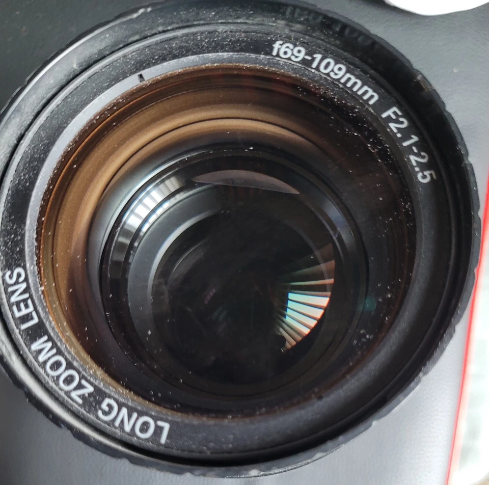 projector lens long zoom f69-109mm F2.1.2.5 Sanyo Compatible excellent condition - Image 4 of 4