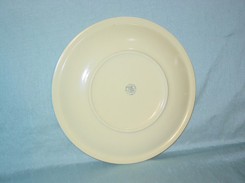 Vintage Vernon Kilns Ultra California Yellow/Cream 12 Inch Round Platter - Picture 3 of 6