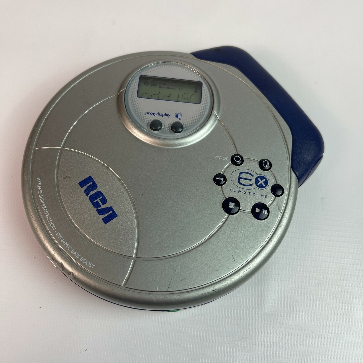 (未使用･未開封品)　RCA RP2502 Personal CD Player by RCA lok26k6 RCA RP2502 Silver & Blue Anti-Skip Buffer Personal Cd