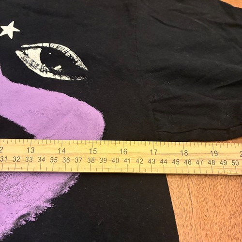 Olivia Rodrigo Official Black Graphic T-Shirt Pop Star Music Concert Size Medium - Picture 4 of 8