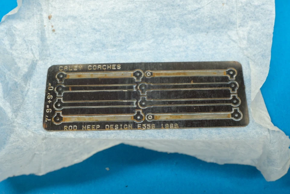 Caley Coaches Caledonian LMS Class 652 & 812 0-6-0 locomotive chassis brass kit - Image 3 of 3