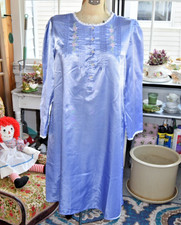 Vintage 80s Tog Shop Sateen Lined Embroidered Lace Hem Nightgown Purple Size PL