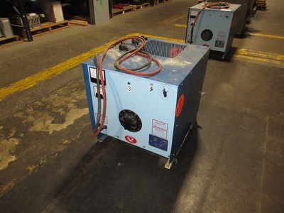 Pluskota Battery Charger VAR1-24100 Input: 208/240VAC 1Ph 60Hz 28A Used