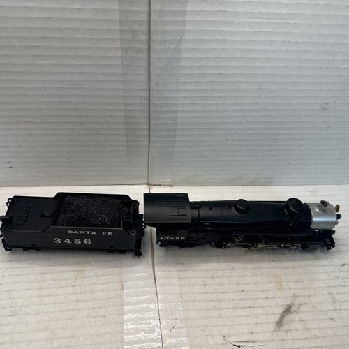 Model Power Ho Scale 4-6-2 Santa Fe Steam Locomotive For Train Set Layout - Picture 3 of 7