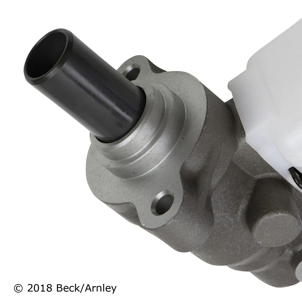 Cilindro maestro de freno Beck Arnley 072-9823 para 02-05 Suzuki XL-7 Foto 4 de 4