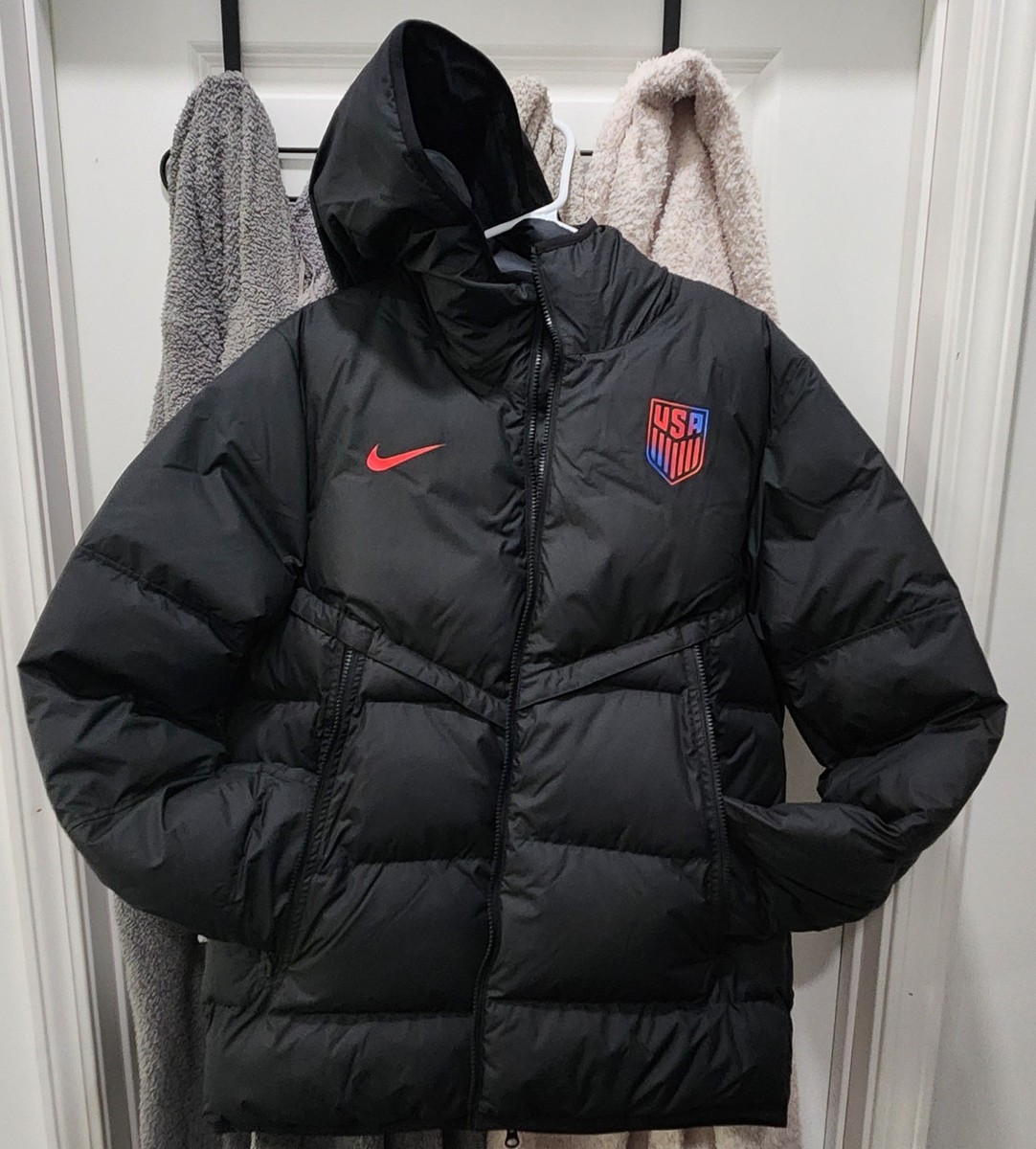 【Sサイズ】NIKE Team USA Storm Jaket Nike Storm-Fit Usa Soccer Puffer Jacket. Brand New. Black Sz Med