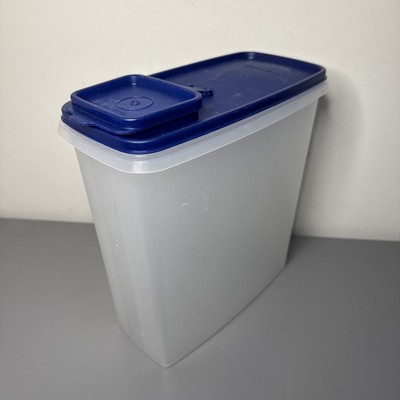 Vintage Tupperware Cereal Keeper Container 1588 w/ Blue Flip Top Lid