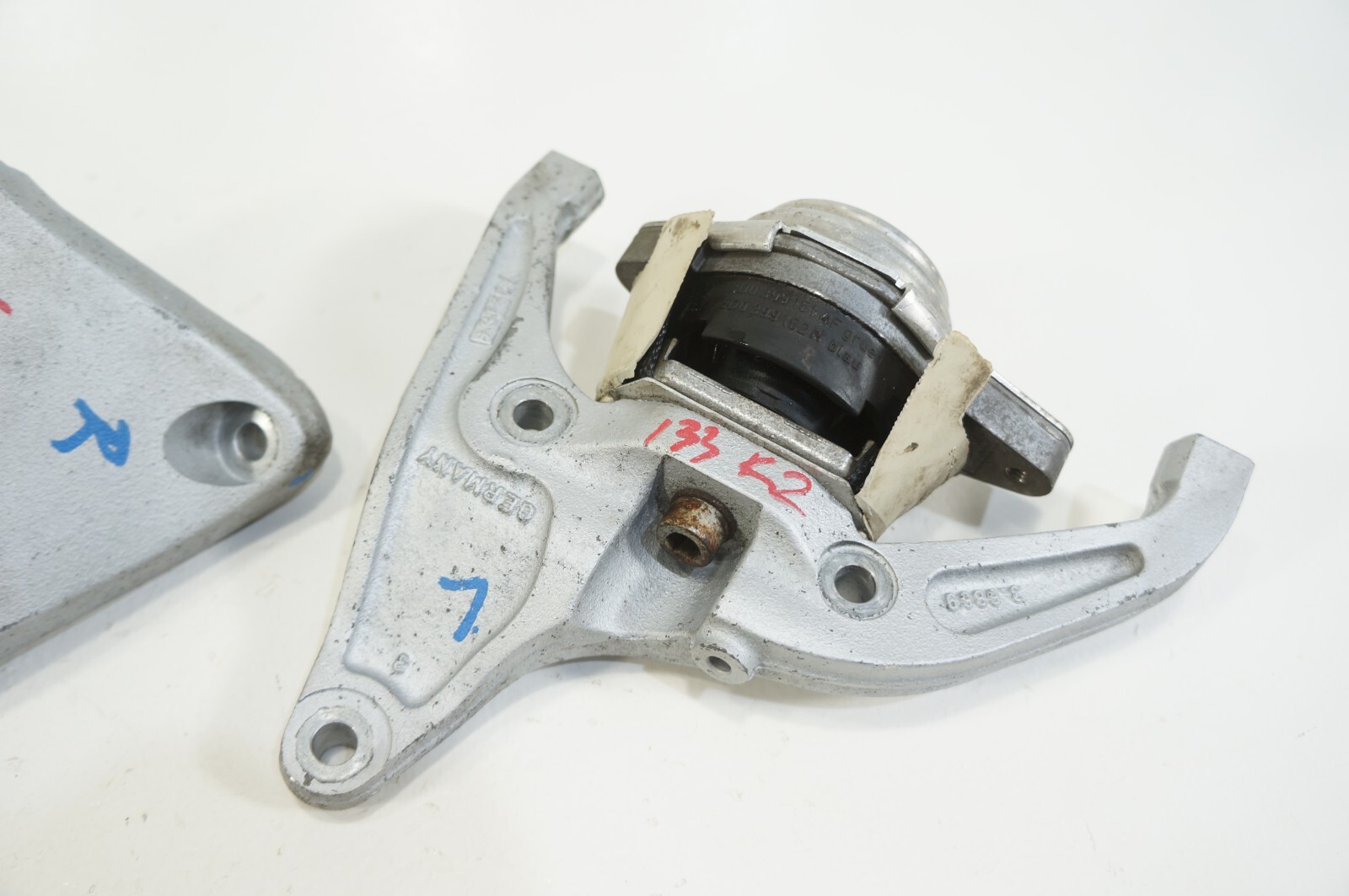 Oem Bentley GTC GT Flying Spur Transmission Support Mount Bracket Pair 2 Genuine