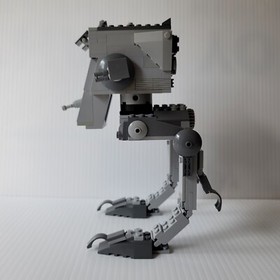 LEGO Star Wars 7657 AT-ST 99% Complete w/Instructions & Box.