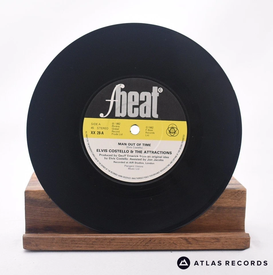 Elvis Costello & The Attractions - Man Out Of Time - 7" Vinyl Record - EX/NM Foto 4 de 4