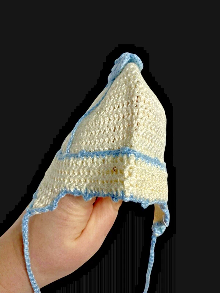 1940s Baby Crochet Cap Hat White Blue Floral Top Vintage Knit Winter Handmade - Image 4 of 4