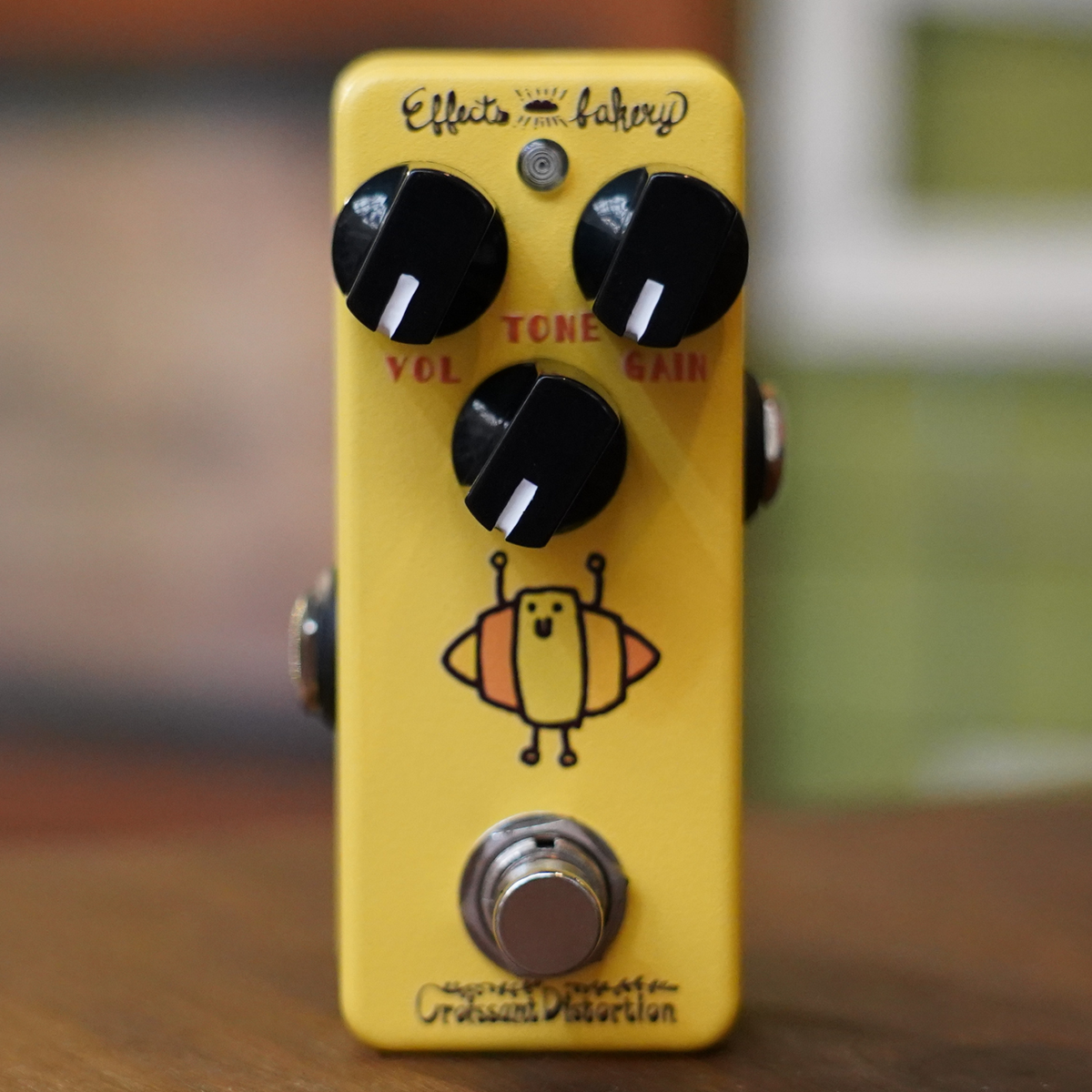 Effects Bakery Croissant Distortion EB-CDn Guitar Effects Pedal