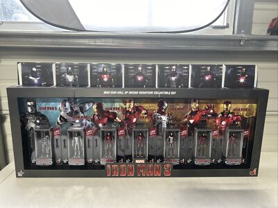 Hot Toys Miniature MMSC012 Figure Iron Man 3 Miniature Hall Of