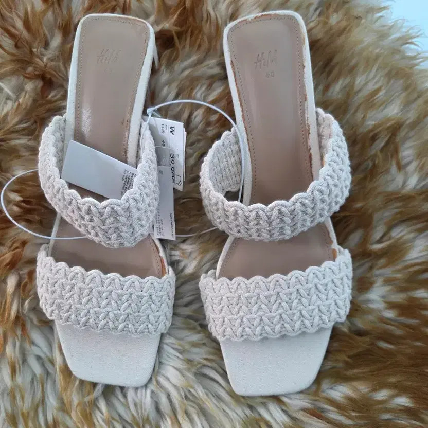 H&M Cream Knit Sandals 255mm Women’s Shoes