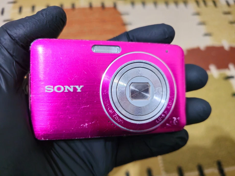 Sony Cyber-shot DSC-W310 12.1MP Digital Camera - Pink (COSMETIC WEAR) - Image 3 of 4
