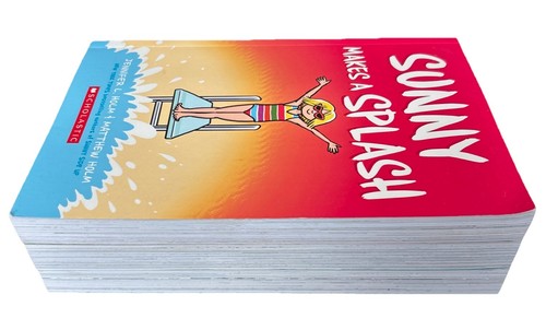 3 Graphic Novel Kids Books: Sunny Side Up; Swing It, Sunny; Sunny Makes a Splash - Picture 11 of 12