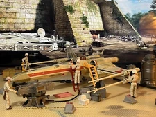 Yavin 4 Hanger Equipment and Han reward boxes for 3.75 " figure Diorama