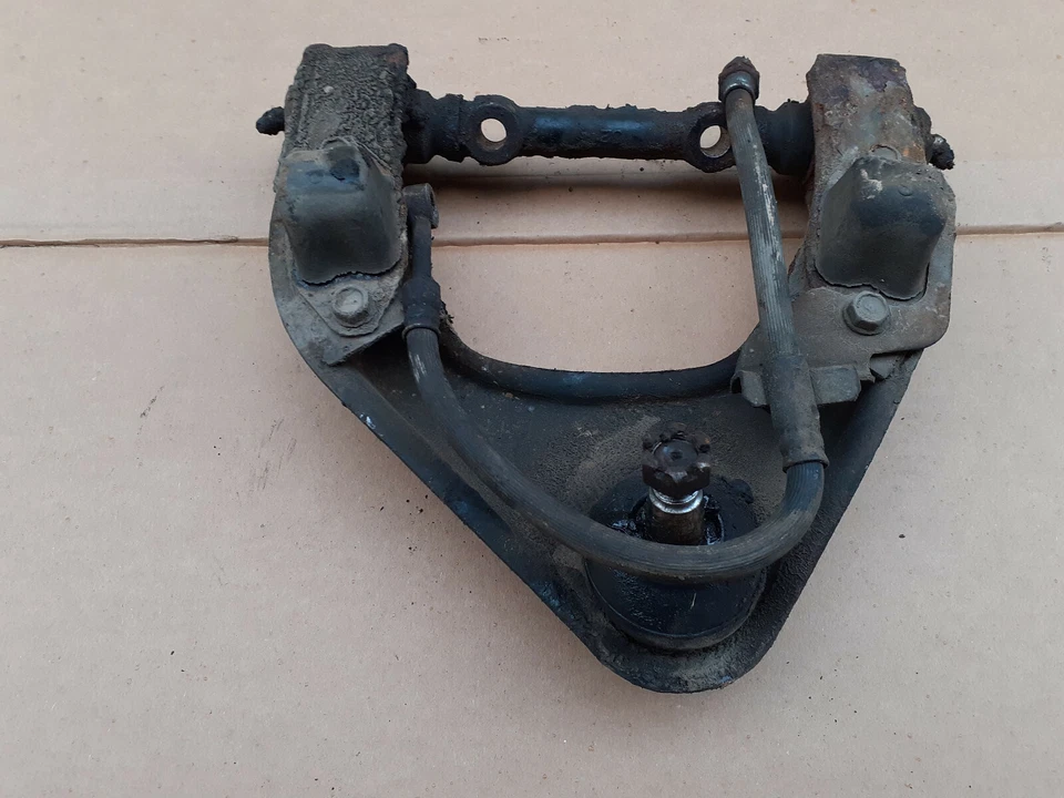 Hyundai Galloper axle suspension ball joint wishbone trapezoidal link front right - Image 2 of 3