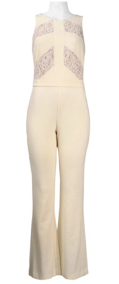 Mono Taylor Floral Encaje Inserto Crepé Acampanado Color Marfil Talla 10, 8, 6, 4, 2 Foto 3 de 4