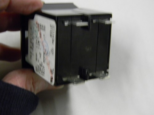 New Carling Technologies ME2-B-24-613-1-A36-2-0 Circuit Breaker M Series R1 - Picture 3 of 4