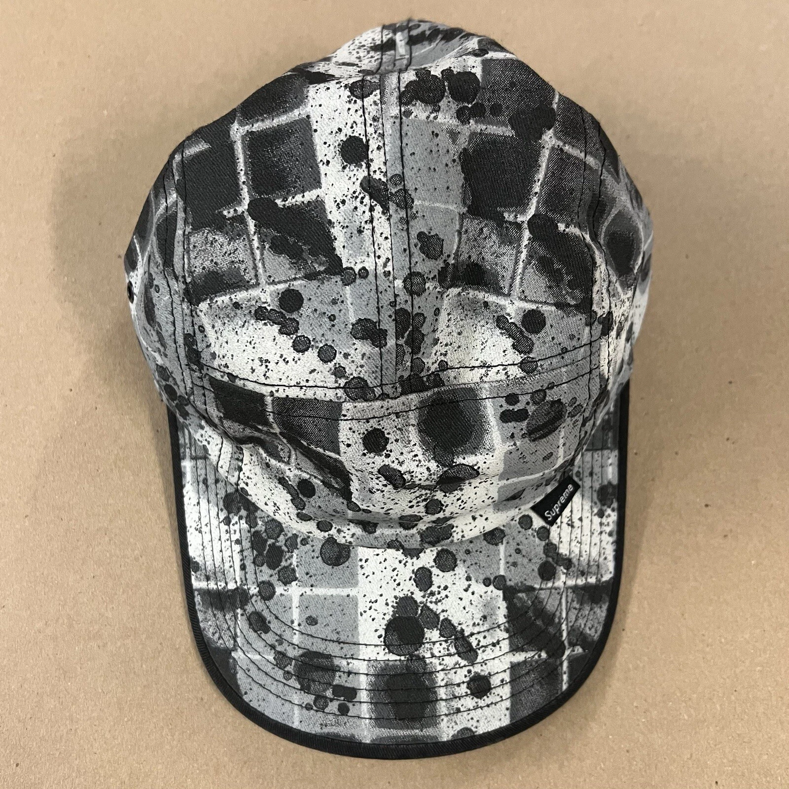Casquette chapeau 6 panneaux noir SUPREME Rammellzee 2002