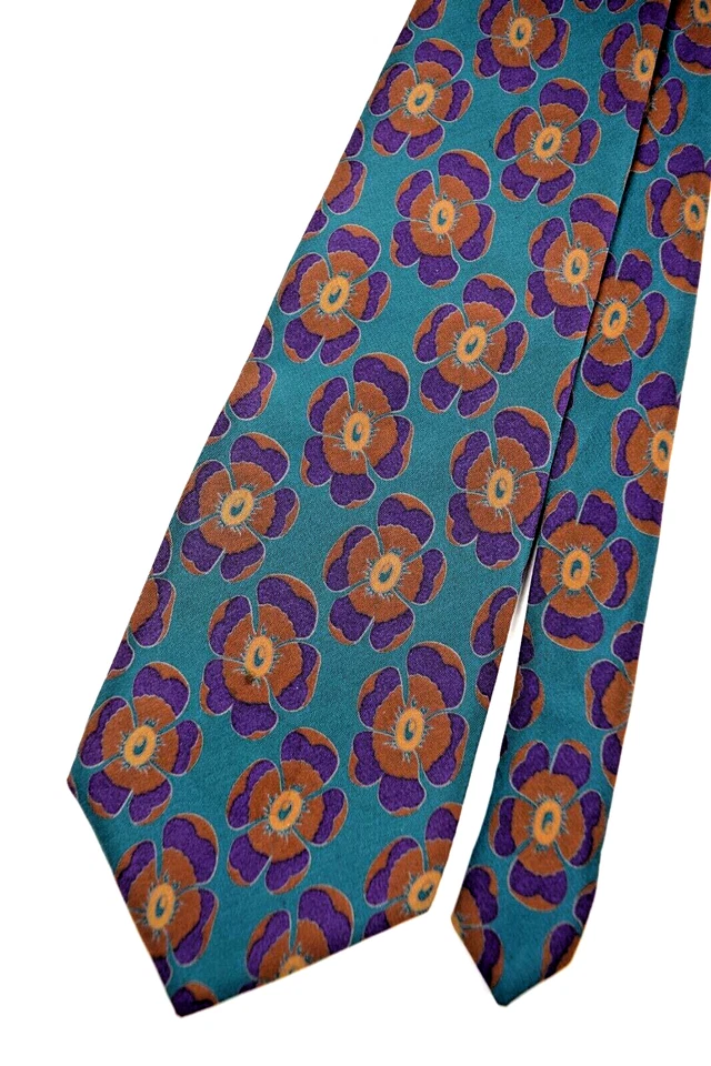 Gravata de pescoço vintage Cellini anos 70 seda azul-petróleo roxo e flores marrons 56" X 3,75" - Imagem 2 de 4