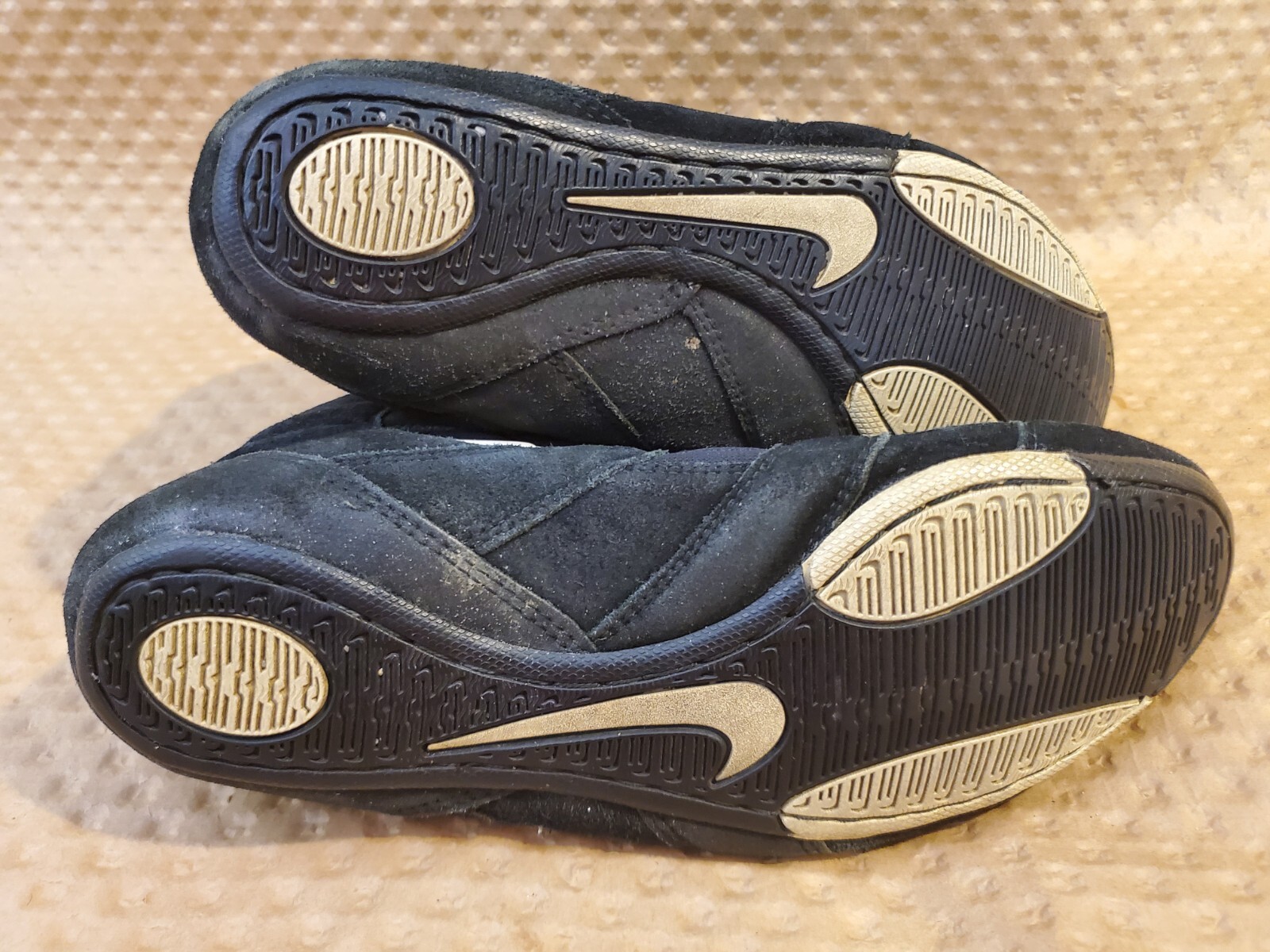 nike sweep wrestling shoes