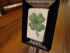FOUR LEAF CLOVER 4 LEAF BARRETT-SMYTHE ZIPPO LIGHTER MINT IN BOX
