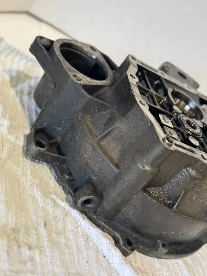 VW MANUAL TRANSMISSION 02A/CTN (96 PASSAT TDI) BELLHOUSING CASE SHELL - Image 3 of 4