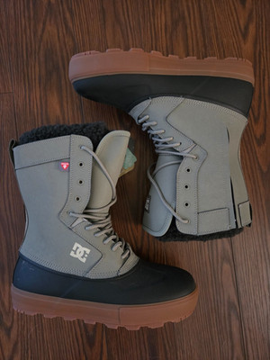 DC Shoes - Primaloft Winter Reach Rubber Boots - Olive/Black - Mens Size 9
