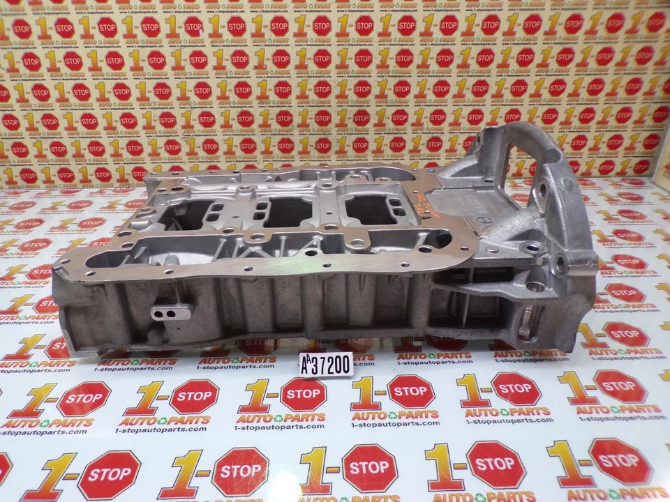 Hyundai Tucson 2019-2021 cárter de aceite superior 3T11G-2Ga02-F OEM Foto 3 de 4