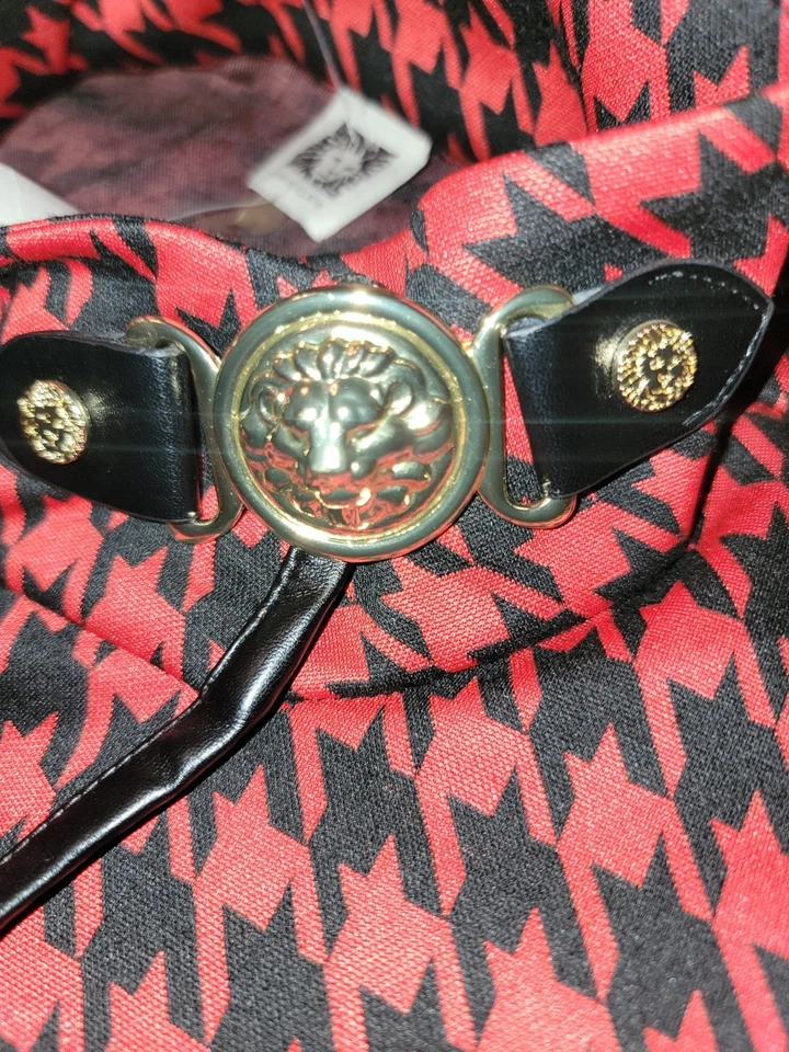 Anne Klein Black Red Houndstooth Lion Head Closure Poncho Cape Jecket Size L-NWT - Image 3 of 4