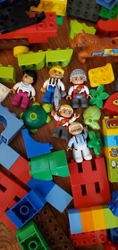 RETIRED 2014 LEGO DUPLO DELUXE BOX OF FUN 10580 IN GREEN BIN not complete 