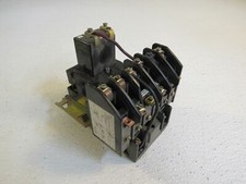 Square D Company Lighting Contactor Class 8903 6.5in x 5.5in Series BMF LL0 40